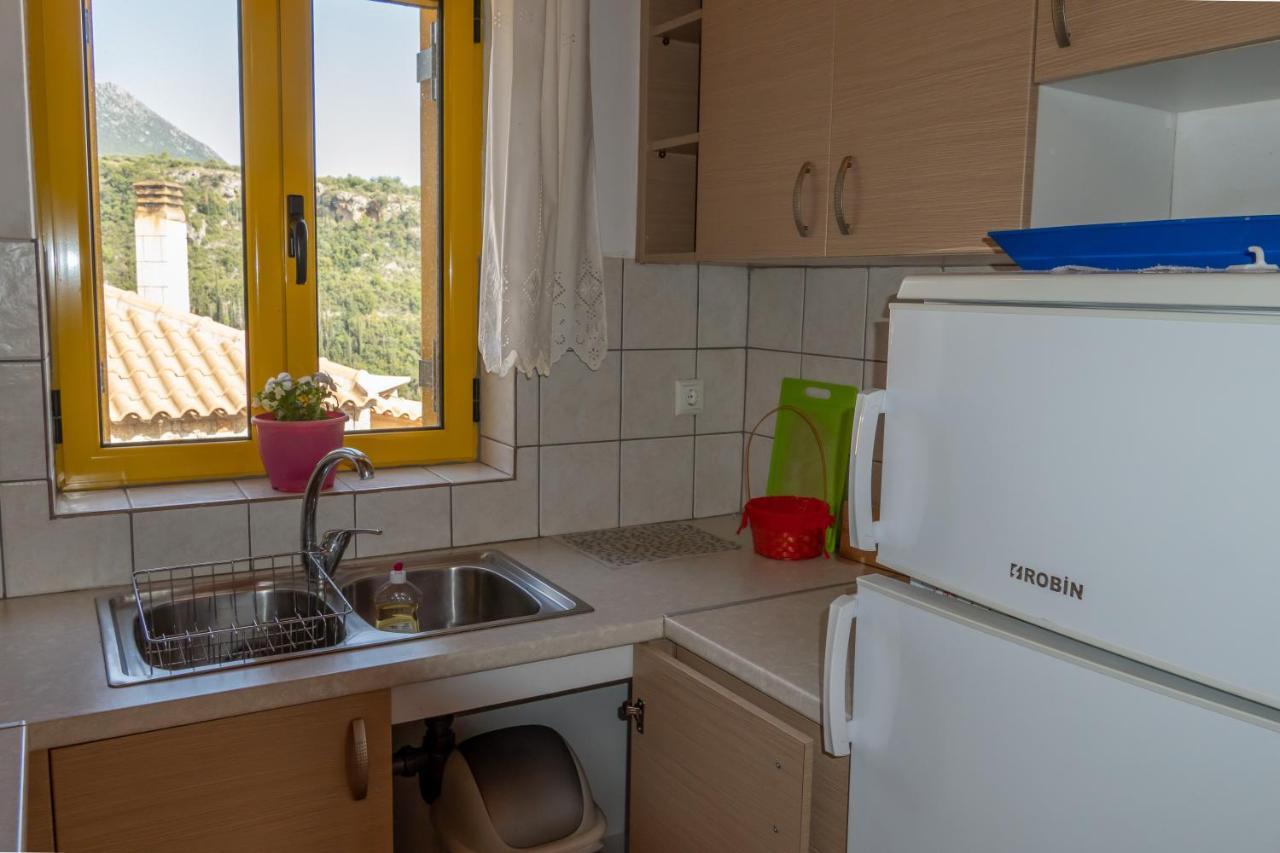 Trisilio Apartman Kardamíli Kültér fotó